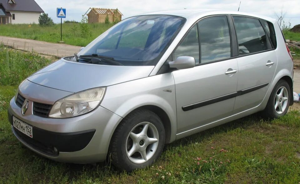 Scenic 2005. Renault scenic 2005. рено сценик 2005. рено 2 рестайлинг сценик 2005 года турбо дизель. рено сценик 2005 фото.