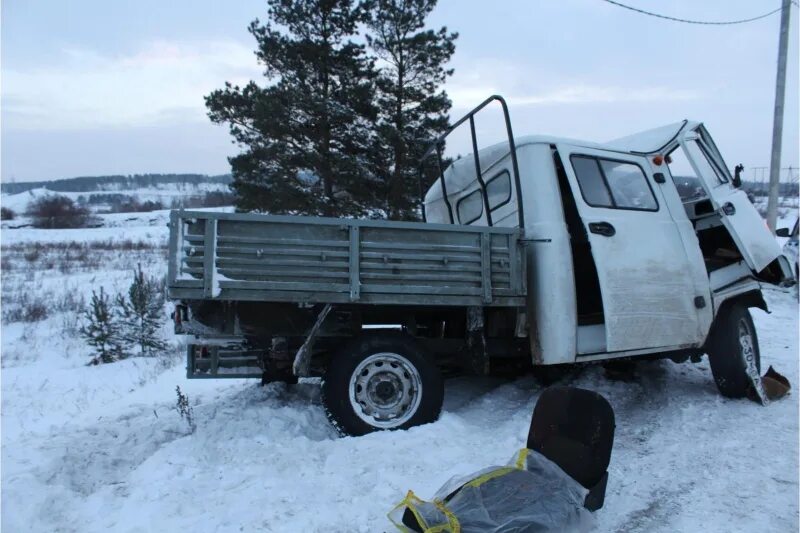 Куплю грузовичок иркутская. Гуран грузовик. Убитые УАЗИКИ. УАЗ Тулун.