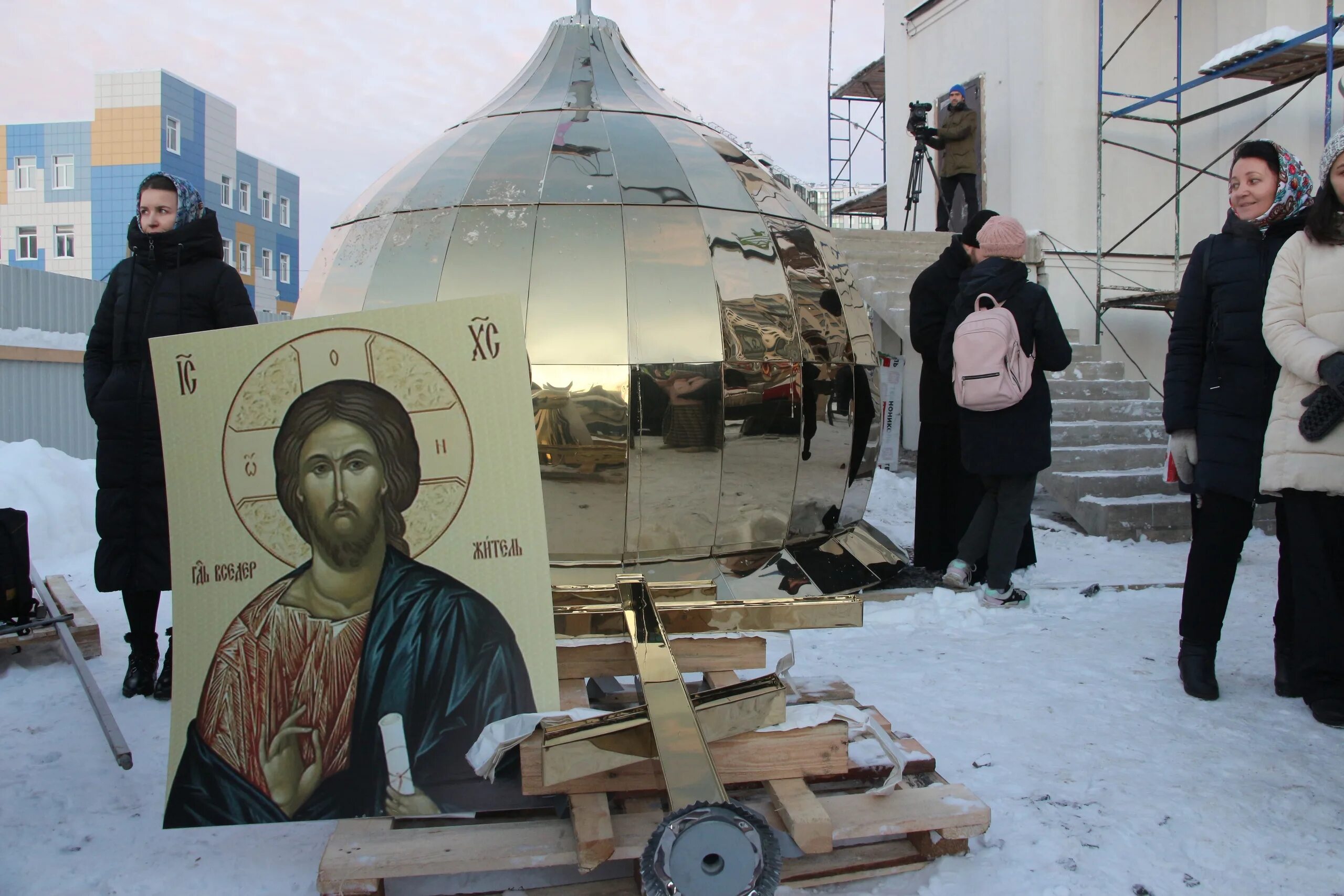 Храм в кудрово расписание. Храм в кудрово. православный храм, кудрово. церковь в кудрово ее иконы. кудрово храм гуреев владимир санкт петербург.