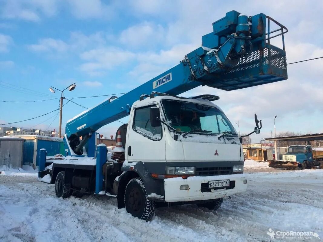 Купить автовышку б у в россии. Автовышкамитцубиси 28 м. АГП вездеход 28м. Автовышка 50 метров Daewoo Novus. Автовышка 28м телескоп.