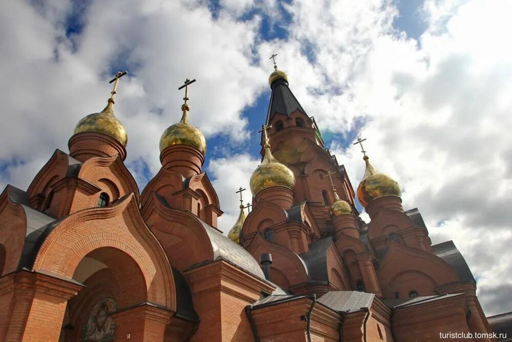 Sobor Vozdvizheniya Chestnogo Kresta Gospodnya v Lesosibirske, orthodox church,