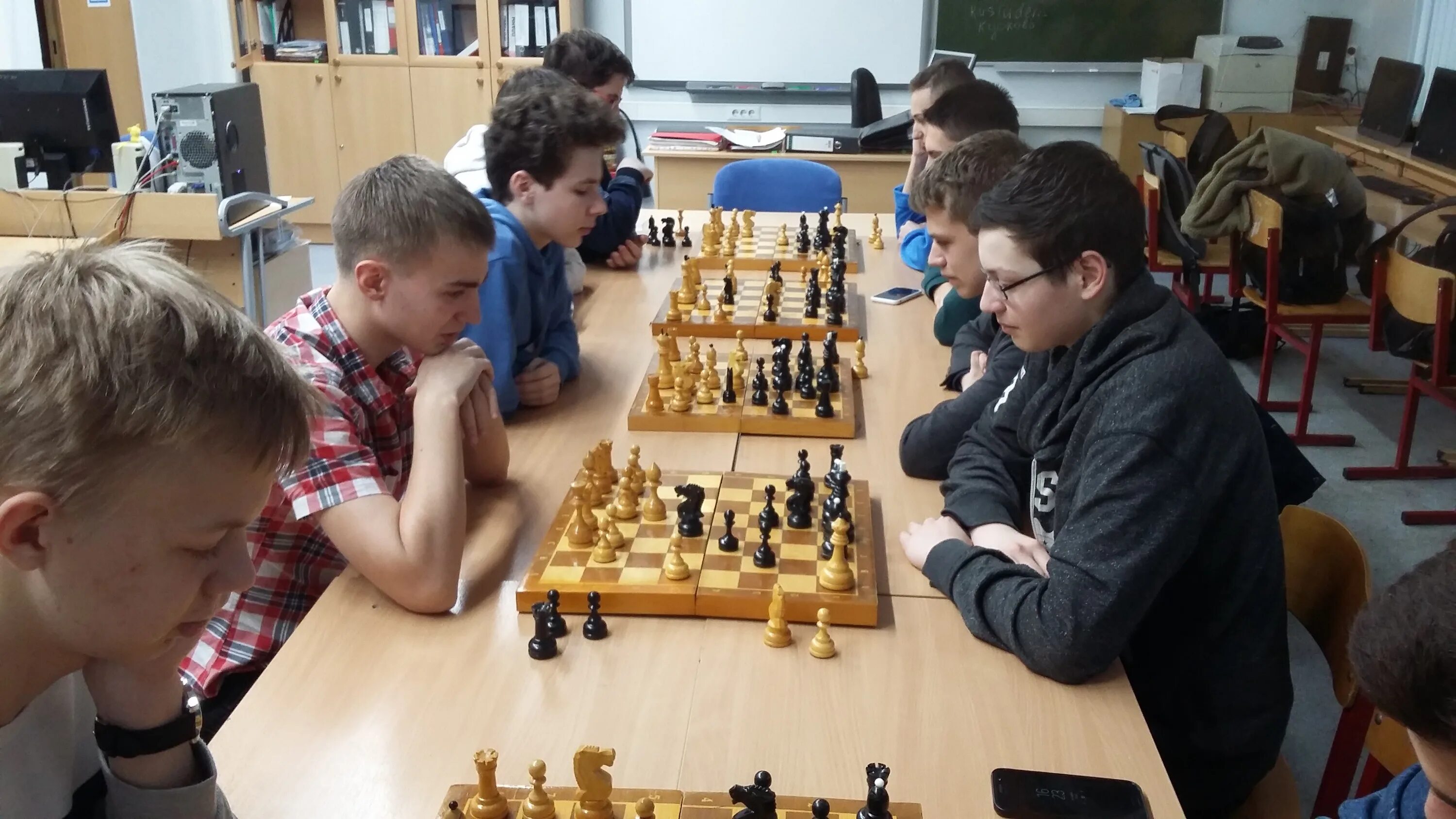 таблица результатов по шахматам. итоги шахматного турнира. руза 2018 шахматы турнир. результат турнира по шахматам. таблица для турнира по шахматам.