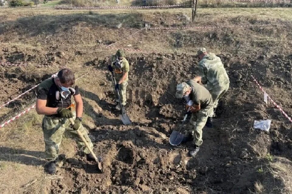 Массовые захоронения на Донбассе. Массовые захоронения ВСУ. Убитые украинские военные.