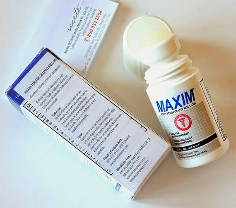 Потные женские подмышки. Избавление от потоотделения под мышками. Средства для избавления от запаха пота. Средство от потливости подмышек. Средство от пота под мышками.