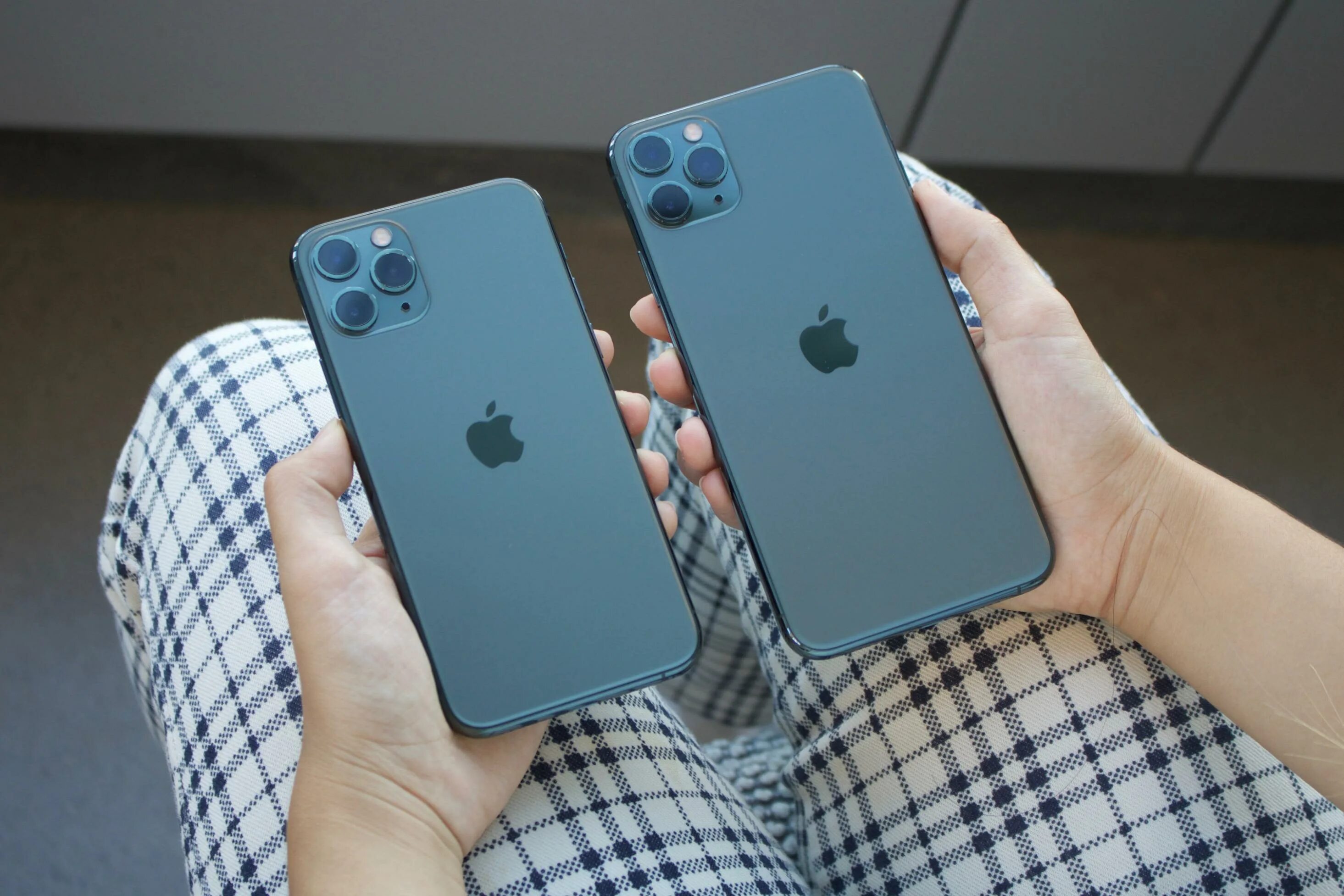 Айфон 11 Промакс синий. Iphone 11 Pro. Айфон 12 Промакс синий. Iphone 11 Pro Blue. Какой лучше айфон купить 13 или 14