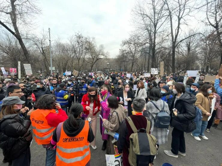 Марш женщин в Казахстане. Митинг март 2021. Протесты 8.03 2022г.