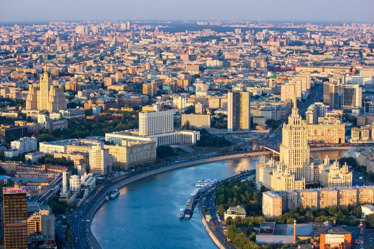 Современные виды фотографии. Смотровая площадка Москва МГУ. Кутузовский проспект с высоты птичьего полета. Кутузовский район Москва с птичьего полёта. ЦАО Пресненский район.