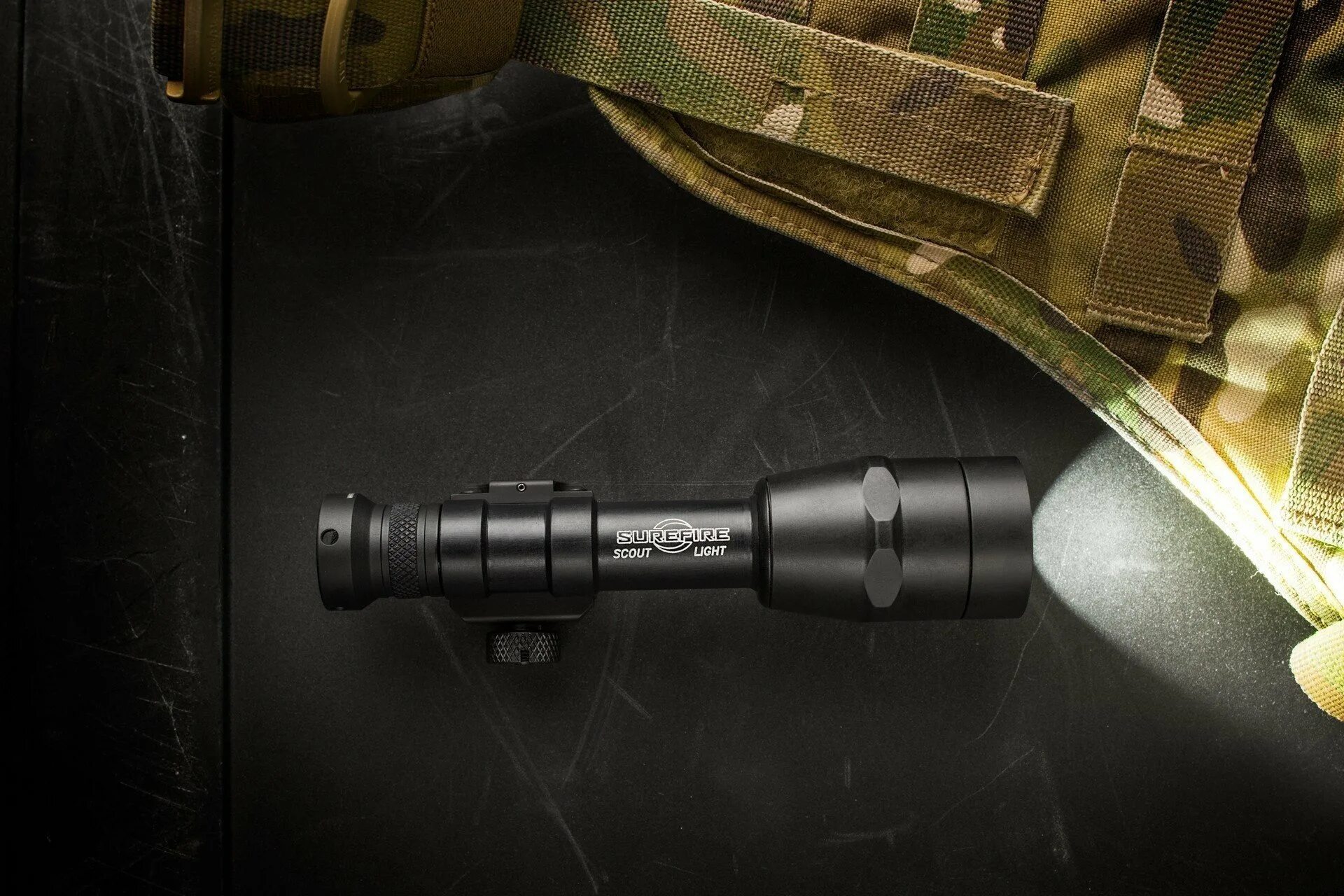 Surefire m600 Scout. Surefire m951. Фонарь оружейный Surefire m300. Surefire m600 old. Surefire plugin