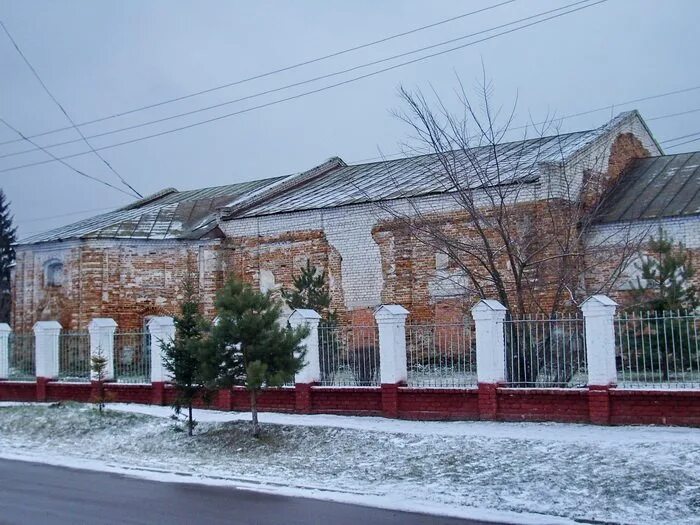 Погода севск брянской обл. Севск Брянская область. Церкви Севска Брянской области. Севск Церковь. Брянская область , г.Севск , ул.Ленина , д.102.