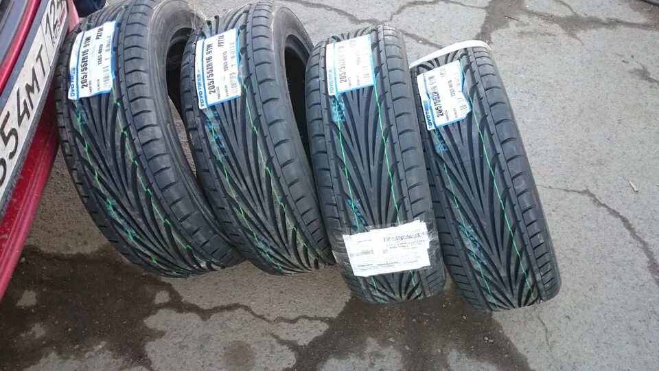 Сколько стоит летняя резина на машину. Toyo t1r 205/55 r16. Toyo PROXES 205/55 r16. Toyo PROXES t1r 205/55 r16 91w летняя. Toyo PROXES t1r 205 55 16.