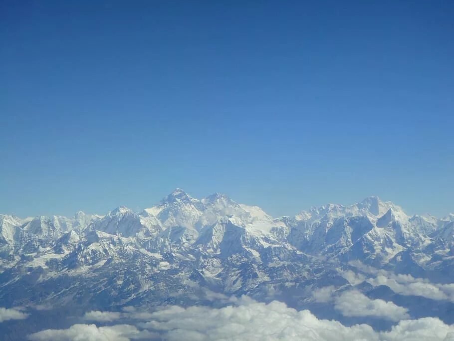 Гималаи высота над уровнем моря. Гималаи. Снежные Гималаи. Himalayan Mountain ranges. Гималаи снег.