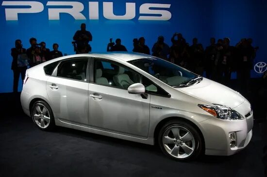 Тойота Приус 2010. Toyota Prius Hybrid 2010. Тойота Приус гибрид 2023. Тойота Приус гибрид 2013г черный.