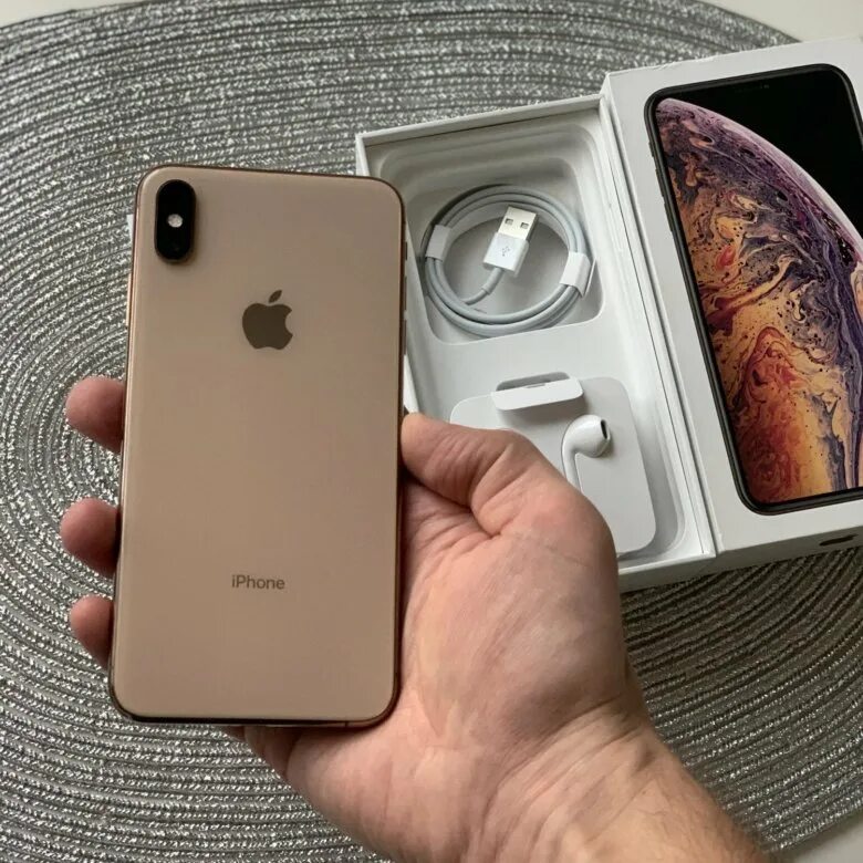 Цена айфон 10 про макс 256гб. Айфон XS Max 64 ГБ. Apple iphone XS 64gb. Apple iphone XS 64gb Gold. XS Max 64gb Gold.