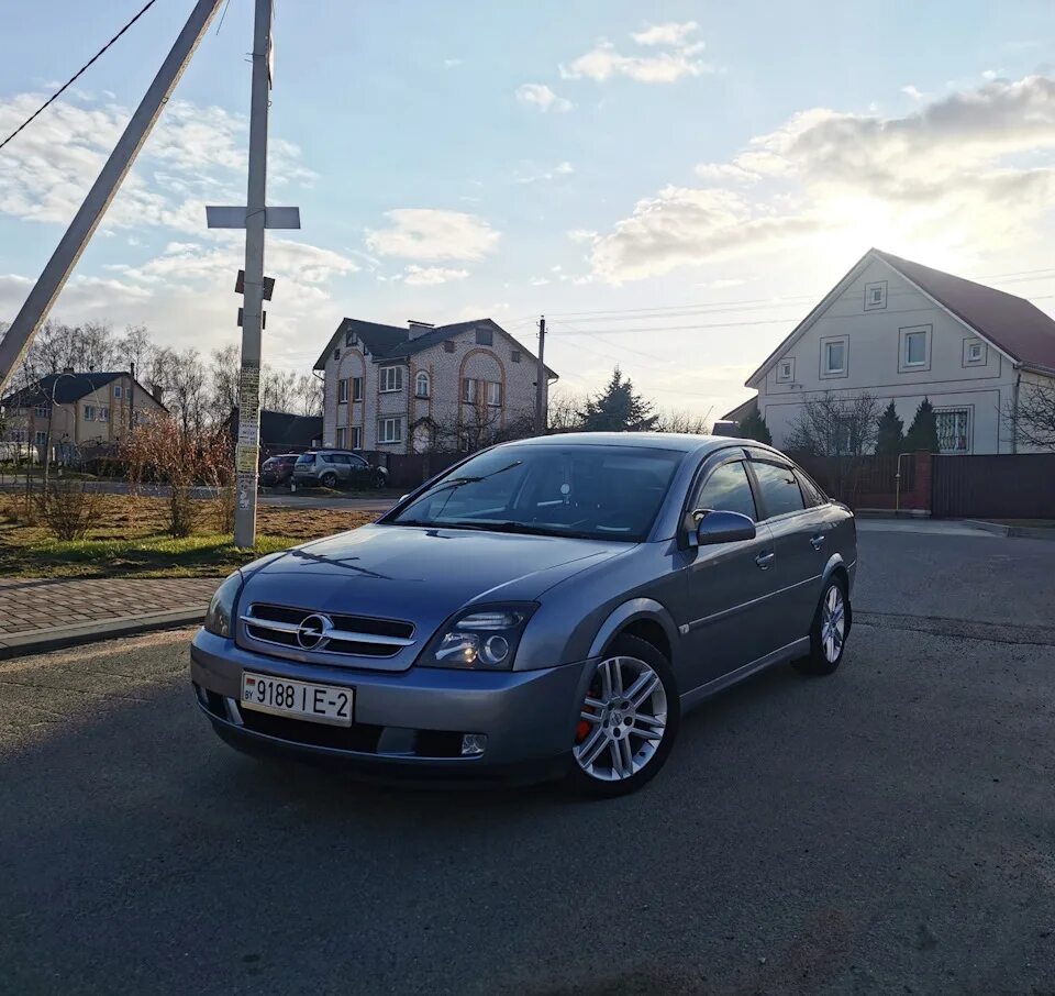 Опель вектра 2003 года. Опель вектра 2003 года. Опель вектра 2003 г. Седан opel vectra c 2003. Опель вектра ц 2003.
