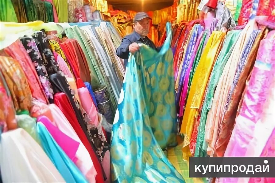 Ткани киргизия. Оптовый рынок тканей. Рынок ткани Киргизия. Рынок тканей в Бишкеке Мадина. Рынок Мадина ткани.