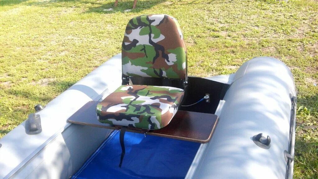 Спинка в лодку пвх. Лодка стингрей поворотное кресло. кресло для надувной лодки пвх поворотного типа ривьера 32. поворотное кресло для лодки пвх навигатор 380. поворотное сидение для лодки риб 380.