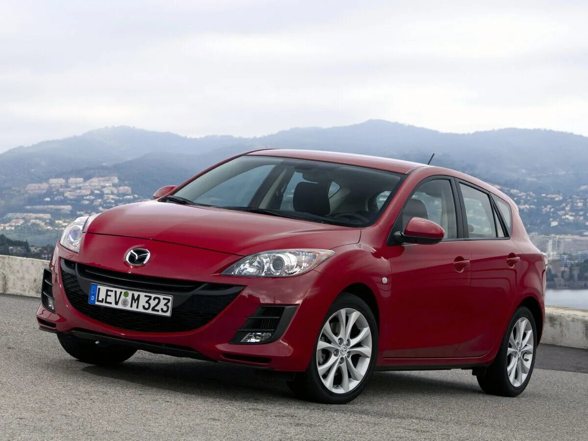 Mazda 3 хэтчбек. Mazda 3 кузов хэтчбек. Мазда 3 хеч. Мазда тройка хэтчбек. Картинка хэтчбек