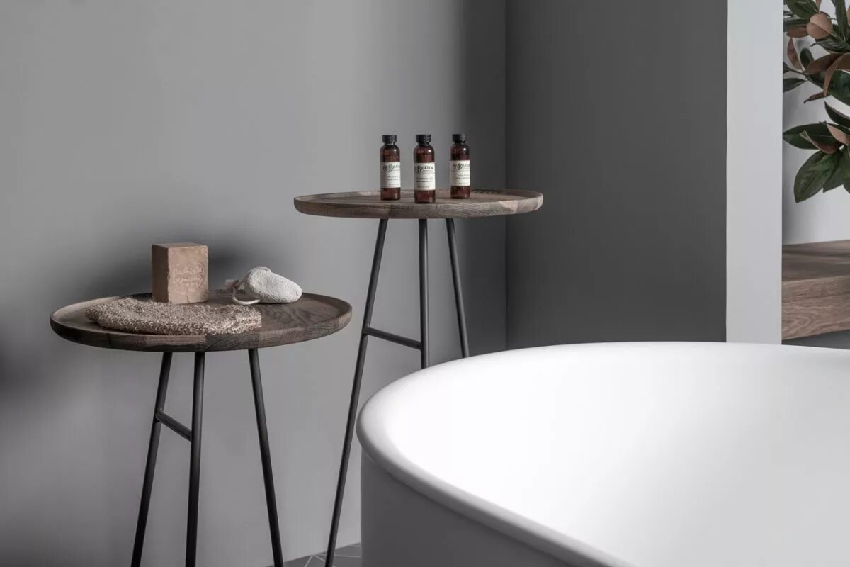 Столик напольный. Столик полотенцедержатель tray by inbani. bivio стол в ванную. столик полотенцедержатель tray by inbani_1. ванная столик полотенцедержатель tray by inbani_2 в серых тонах.