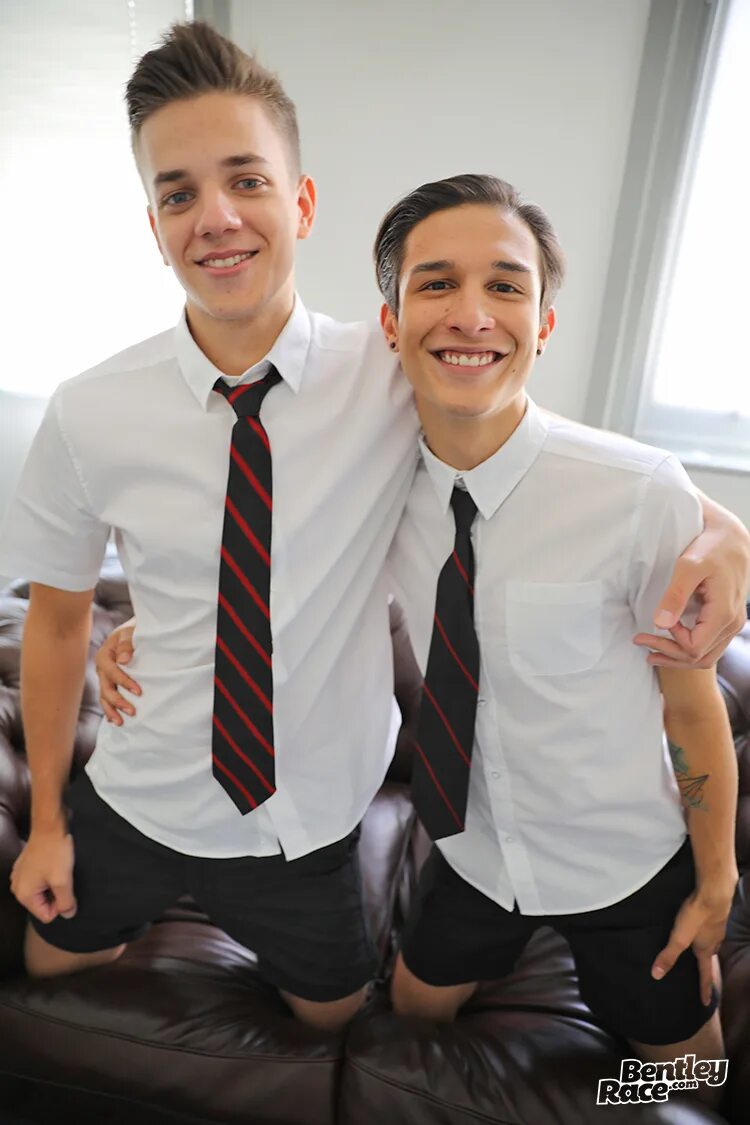 Connor peters. Connor peters онлифанс. connor peters bentley. connor peters and andy.
