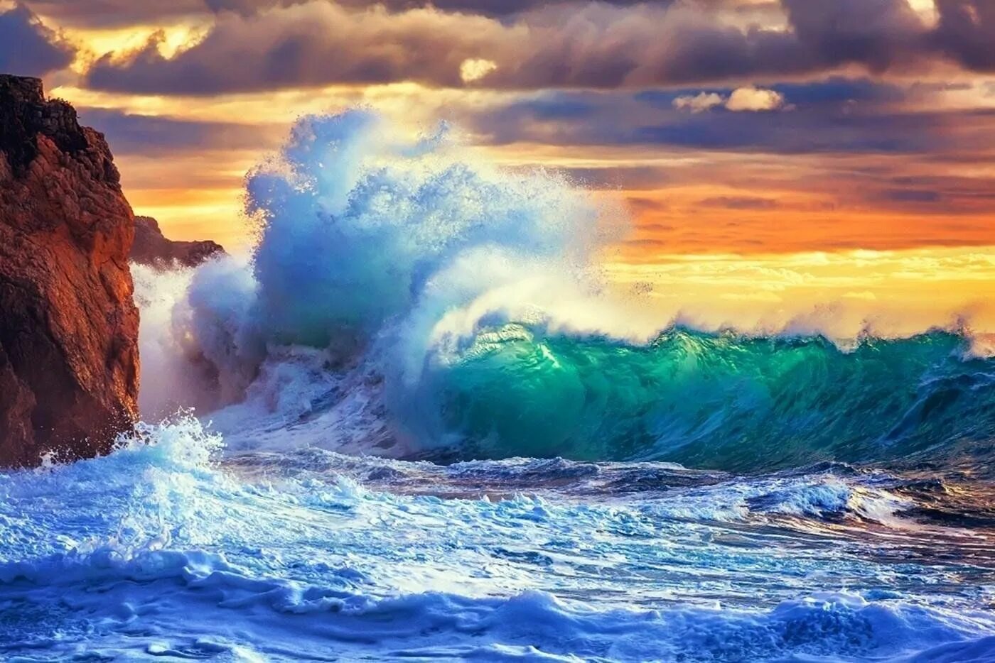 Прибой океана. Ситжес волны морской Прибой. Море, волны. Океан волны.