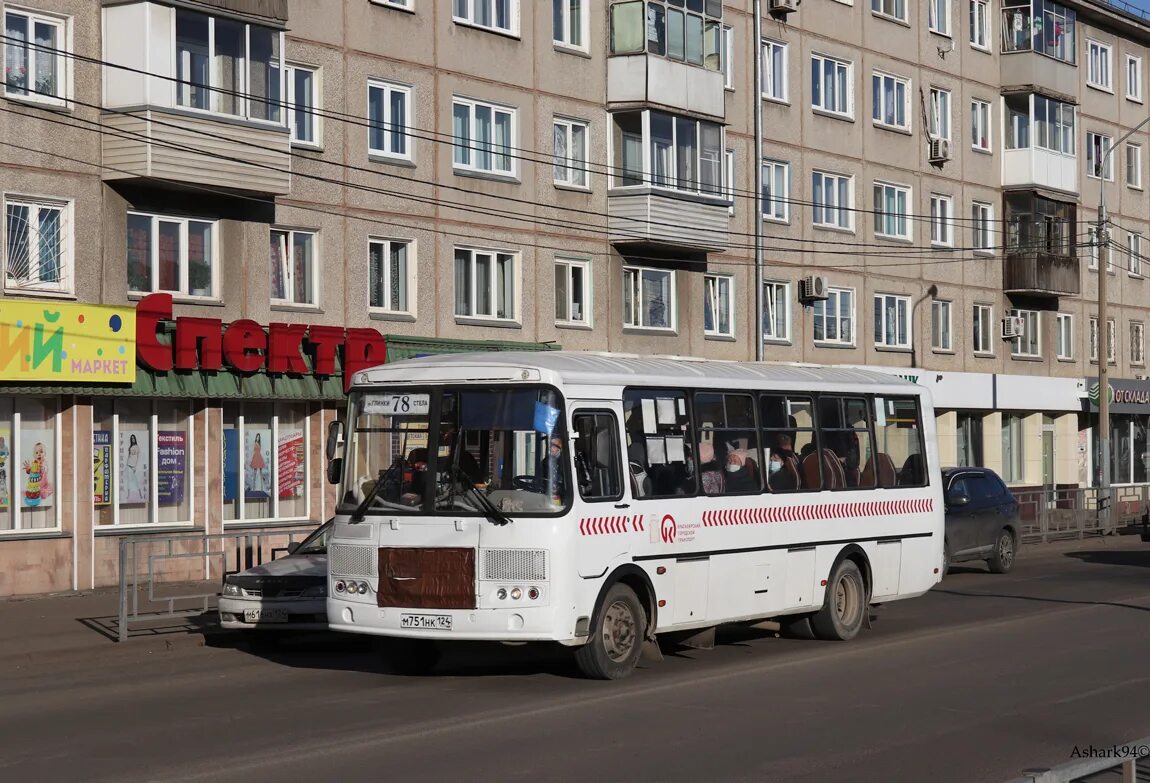 В парке было 78 автобусов