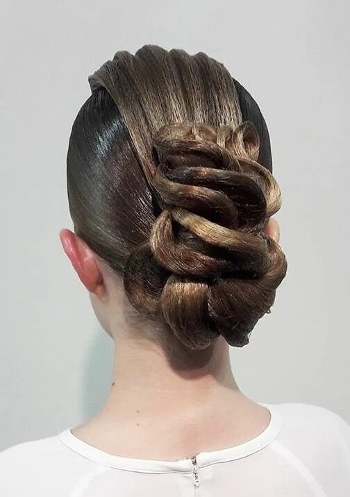 A Gymnast's hair Gym hairstyles, Gymnastics hair, Gymnastics meet hair