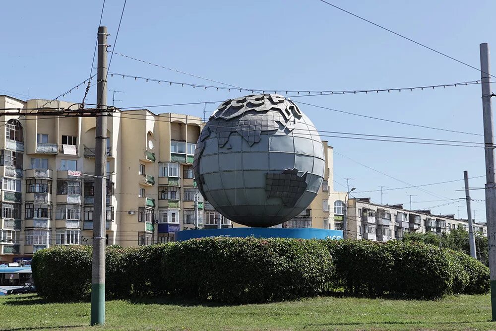 Пензенский глобус. Монумент «Глобус» Пенза. Город Пенза Глобус. Достопримечательности Пензы Глобус. Глобус Пенза памятник история.