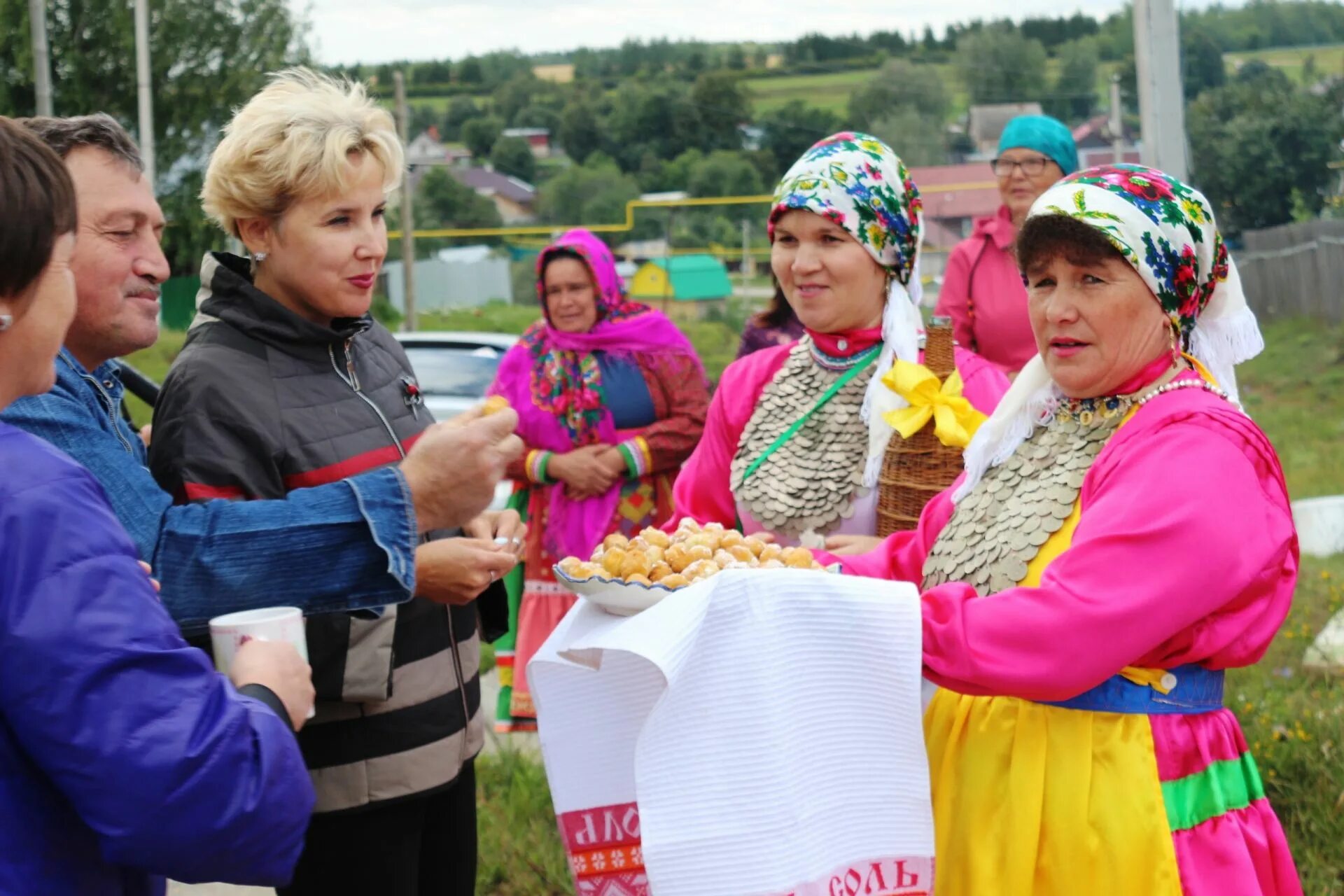 День деревни. Менделеевск село Актазики Марийский кумалтыш. Деревня Актазики. Костюмы для дня села.