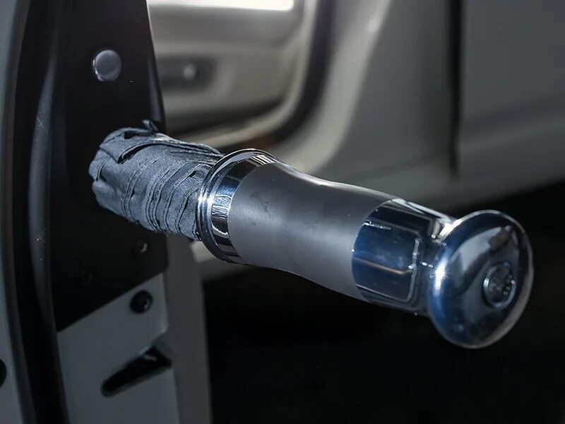 Rolls royce зонтик. Зонтик роллс. Rolls royce зонтик. Зонтик роллс. Зонт в двери rolls-royce.