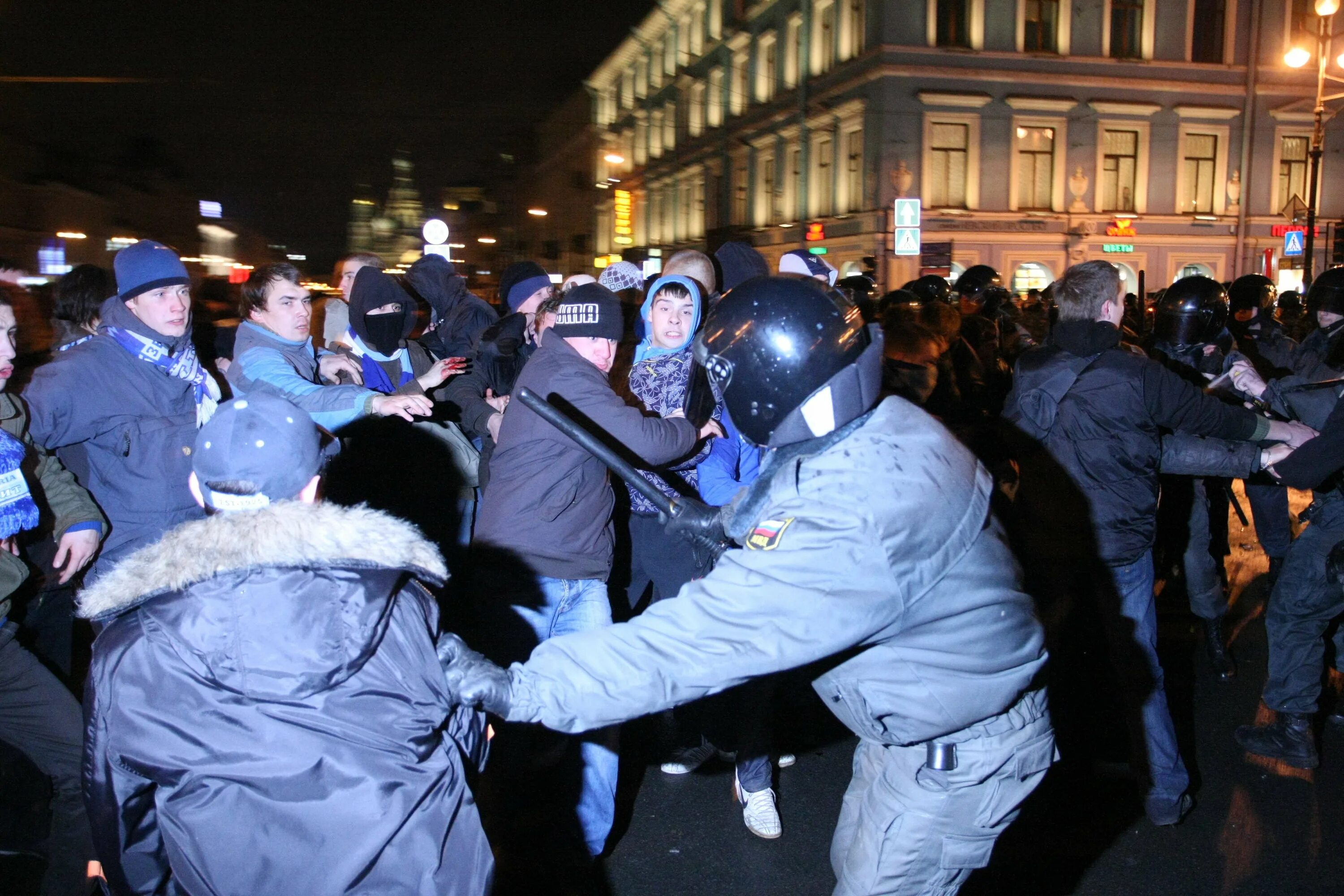 Омон драки. ОМОН Санкт-Петербург на Украине.