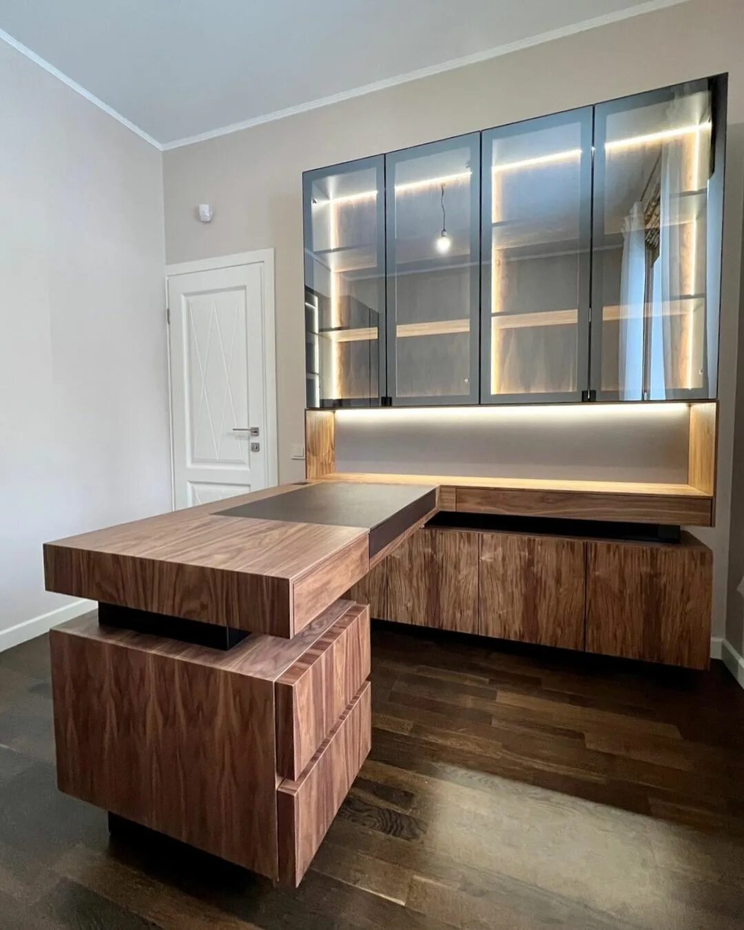 Твоя уникальная мебель. Твоя уникальная мебель. Мебель как произведение искусства. Современное искусство мебель. Твоя уникальная мебель.