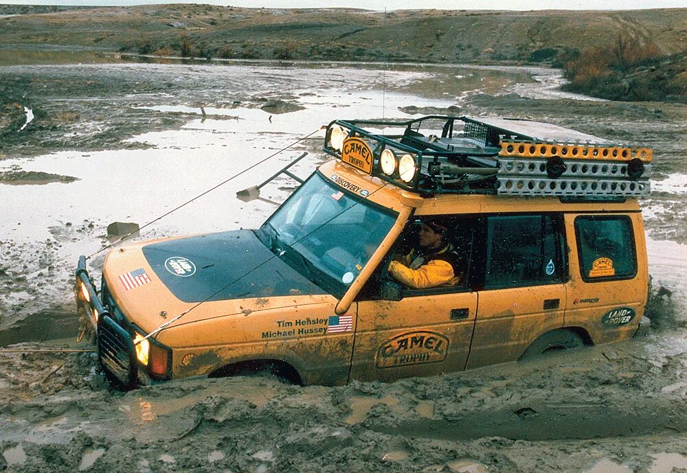 Дизель дискавери 1. Land Rover Discovery 2 Camel Trophy. Land Rover Discovery 1 Camel Trophy. Ленд Ровер Camel Trophy. Ленд Ровер Дискавери кэмел трофи.