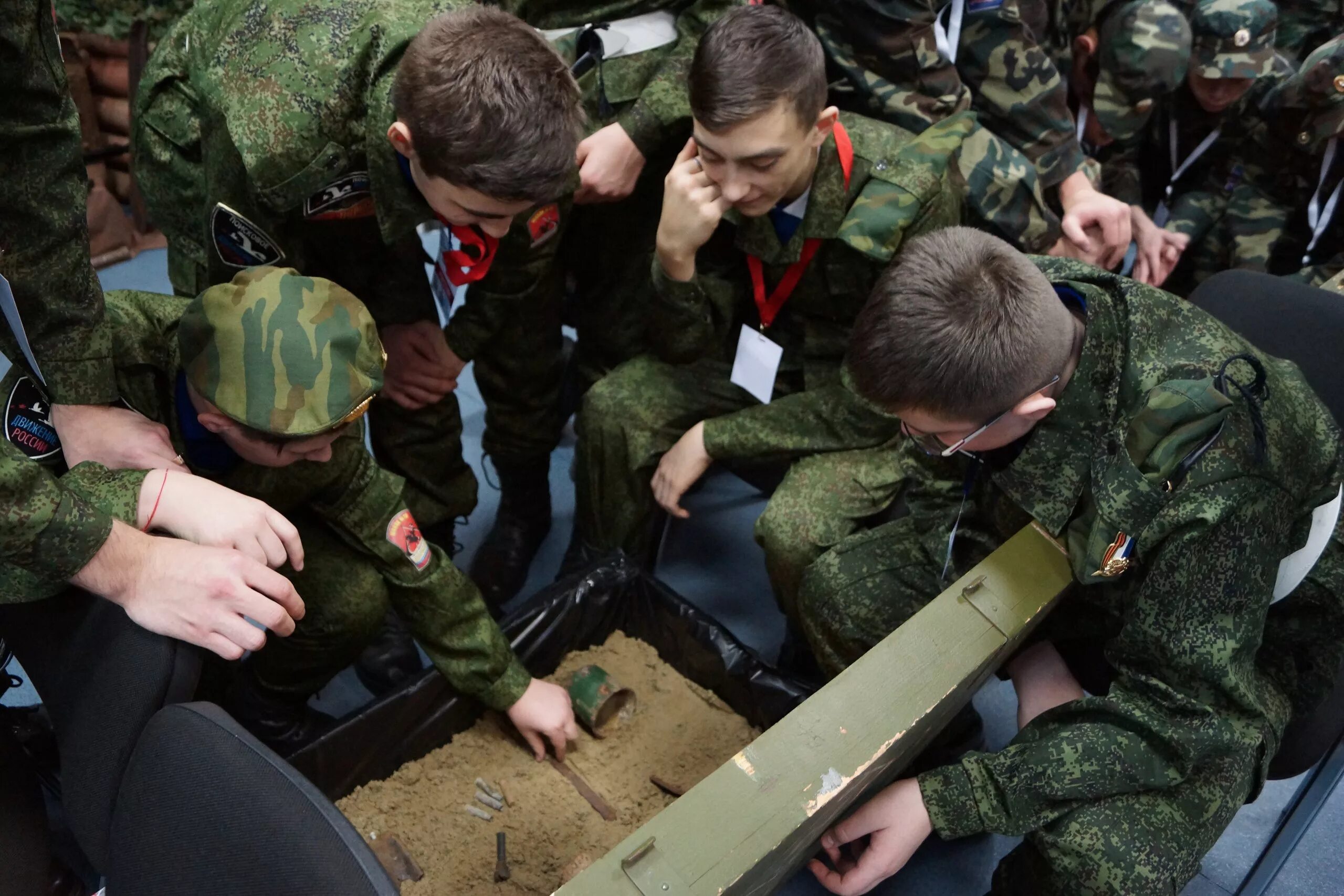 Подготовка также. Подготовка к военной службе. Подготовка граждан к военной службе. Обязательная Военная подготовка. Подготовка призывников к военной службе.