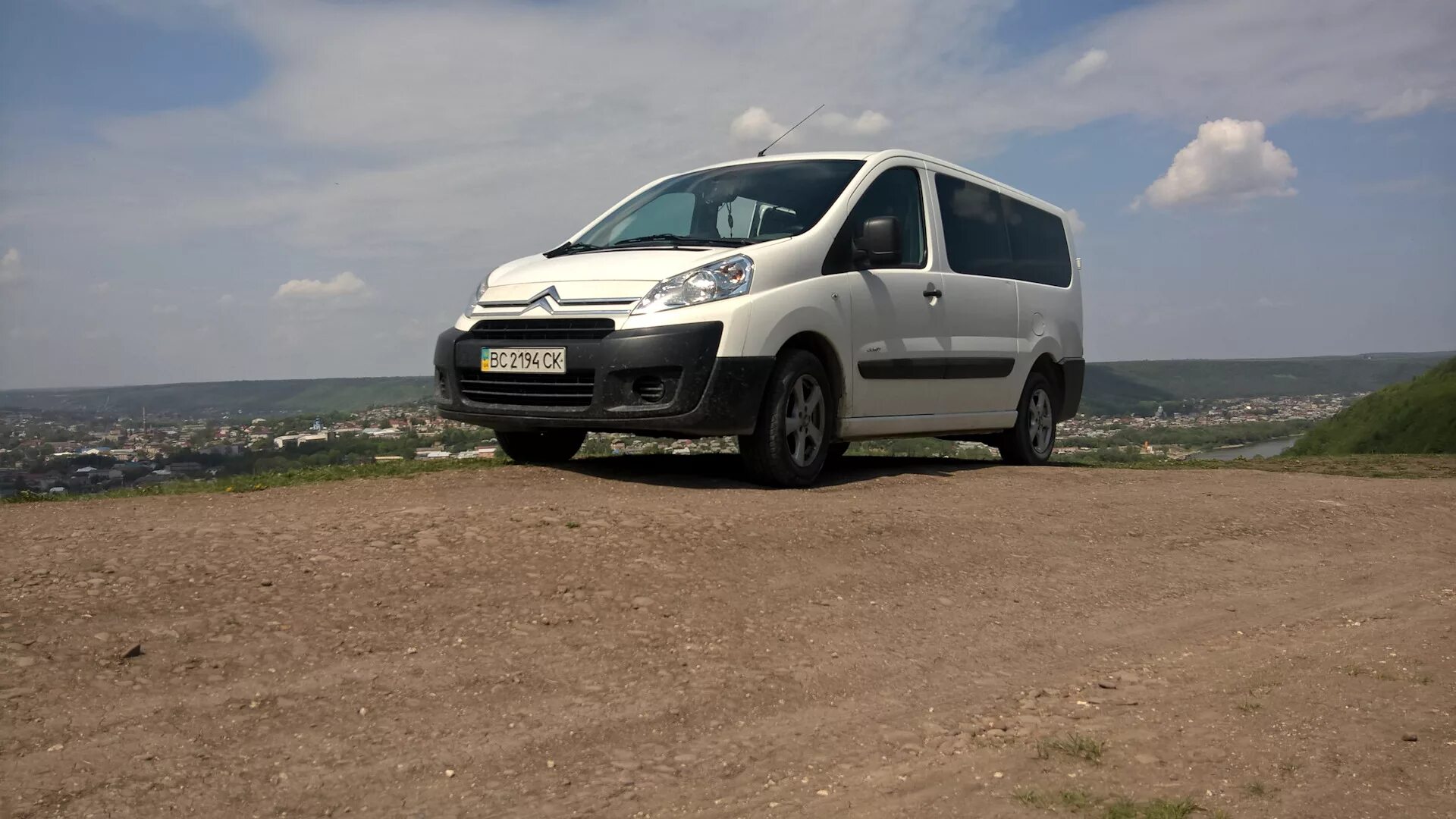 Citroen jumpy фургон. Ситроен джампи 2. Citroen jumpy van. Ситроен jumpy 1999 дизель. Citroen jumpy 2012.