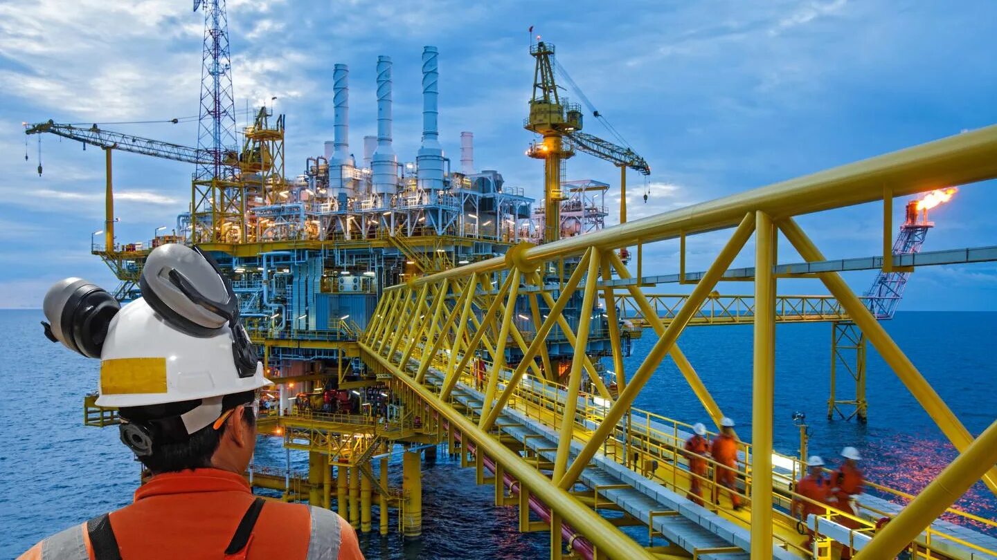 Австралия нефть газ. Gas Oil Rigs. Offshore Oil Rig. Oil Gas industry offshore. Нефтяная промышленность.