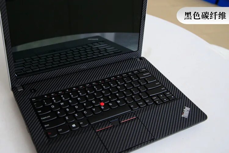 Панель ноутбука леново. Lenovo THINKPAD t440p. Lenovo THINKPAD 2012. Ноутбук в карбоне. Ноутбук в карбоновой пленке.