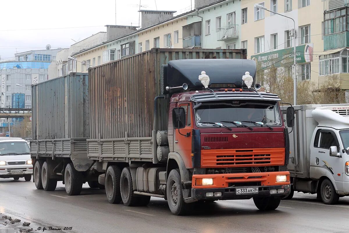 Купить камаз в амурской. КАМАЗ 5320. КАМАЗ 5320 армейский. КАМАЗ 5320 контейнеровоз. КАМАЗ 53212 ко 415.