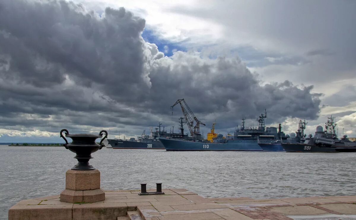 остров котлин кронштадт. военный порт кронштадт. город портов кронштадт. город портов кронштадт. город портов кронштадт.