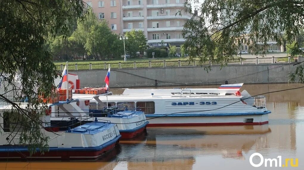Речной порт прогулочные рейсы