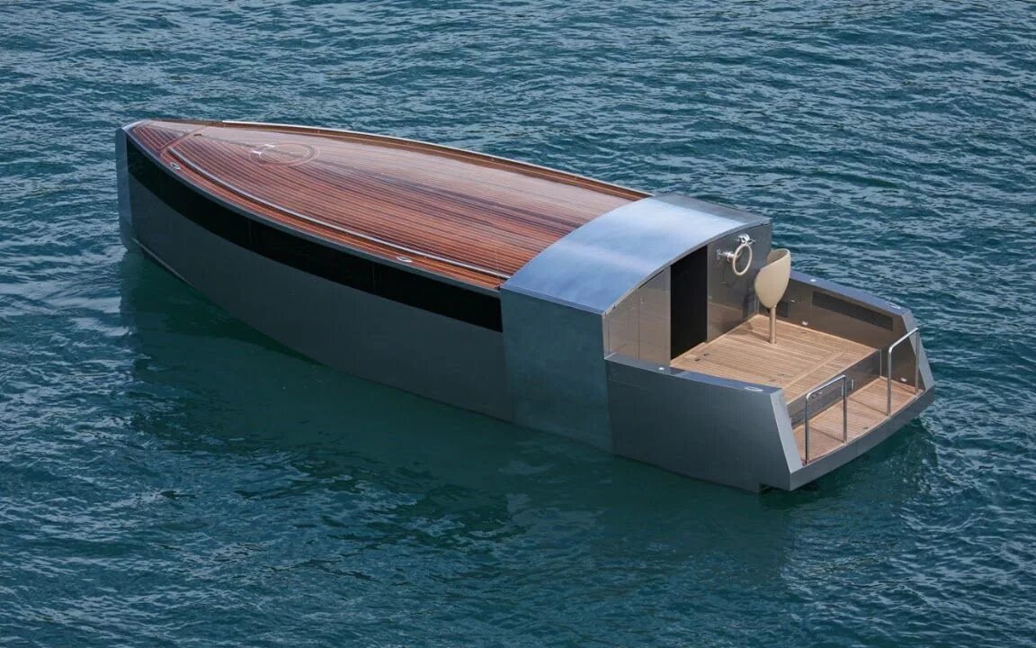 Philippe Starck Yacht. Яхта Филиппа Старка. Катер водоизмещающий Охта 1800. Алюминиевый водоизмещающий катер. Самая маленькая лодка в мире