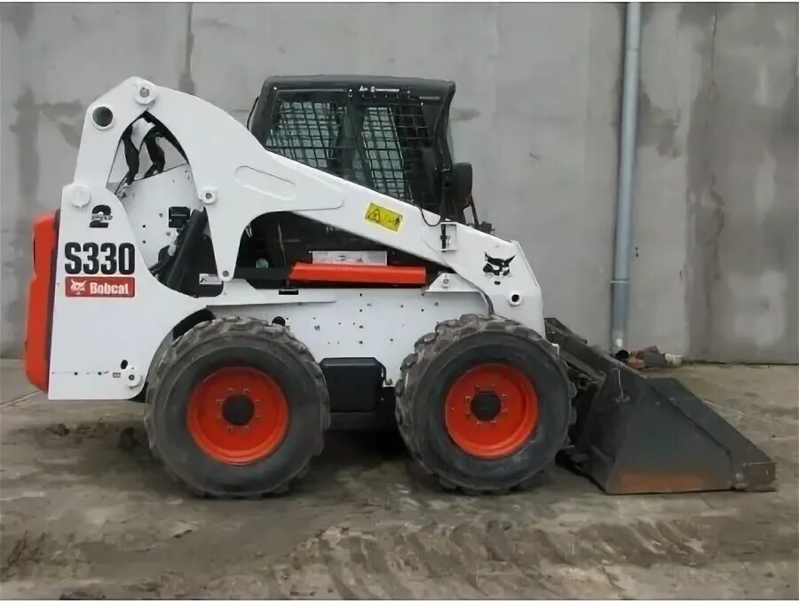 Ремонт bobcat. Bobcat s330. Бобкэт 330. Bobcat Skid Steer 330. Техническое обслуживание Бобкэт s770.