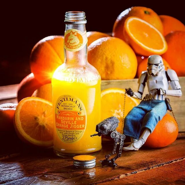 Доктор мандарин. Знаменитые лимонады. Fentimans Mandarin & Seville Orange Jigger. Мандариновый лимонад в стеклянной бутылке. Знамениты Лимонадный напиток.