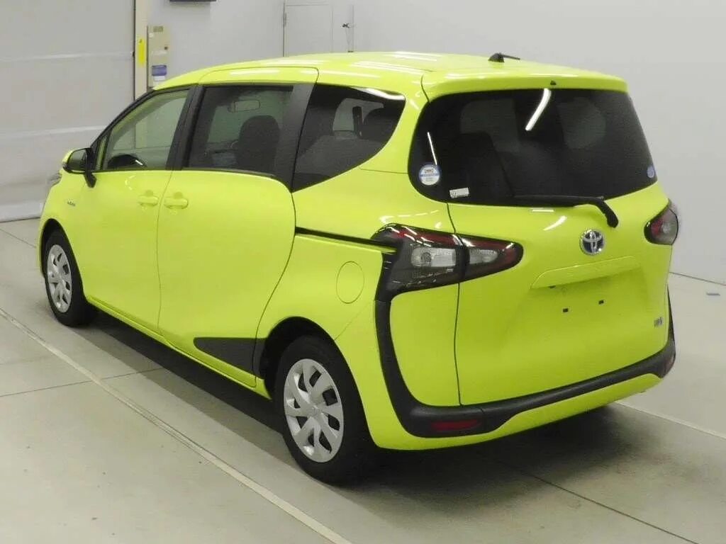 Toyota Sienta 2015 Hybrid. Toyota Sienta Hybrid 2018. Toyota Sienta Hybrid g. Toyota Sienta гибрид 2. Купить toyota sienta