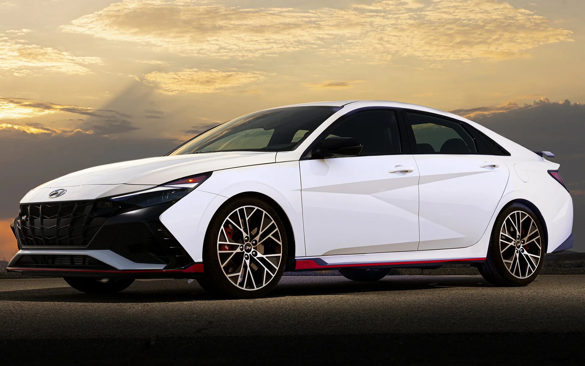 Elantra n 2025. Hyundai elantra 2025. hyundai elantra n 2025. хендэ элантра 2025. хендай элантра 2025 новый.