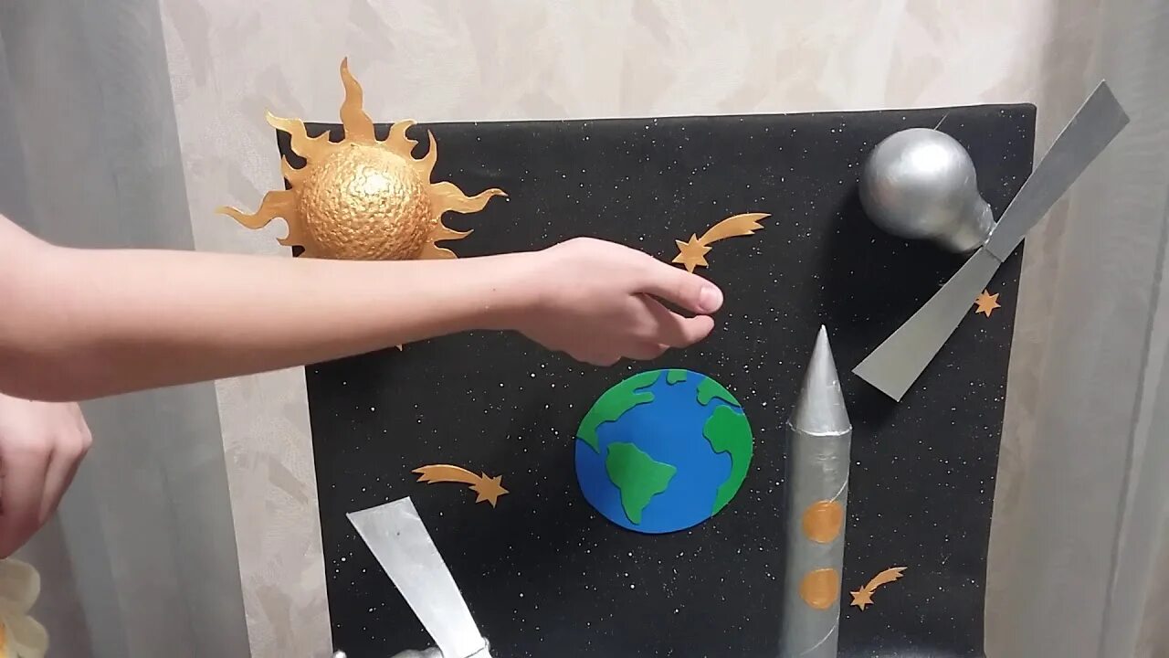 Ракета из фоамирана ко дню космонавтики. Ракета из фоамирана. необычная ракета из фоамирана.