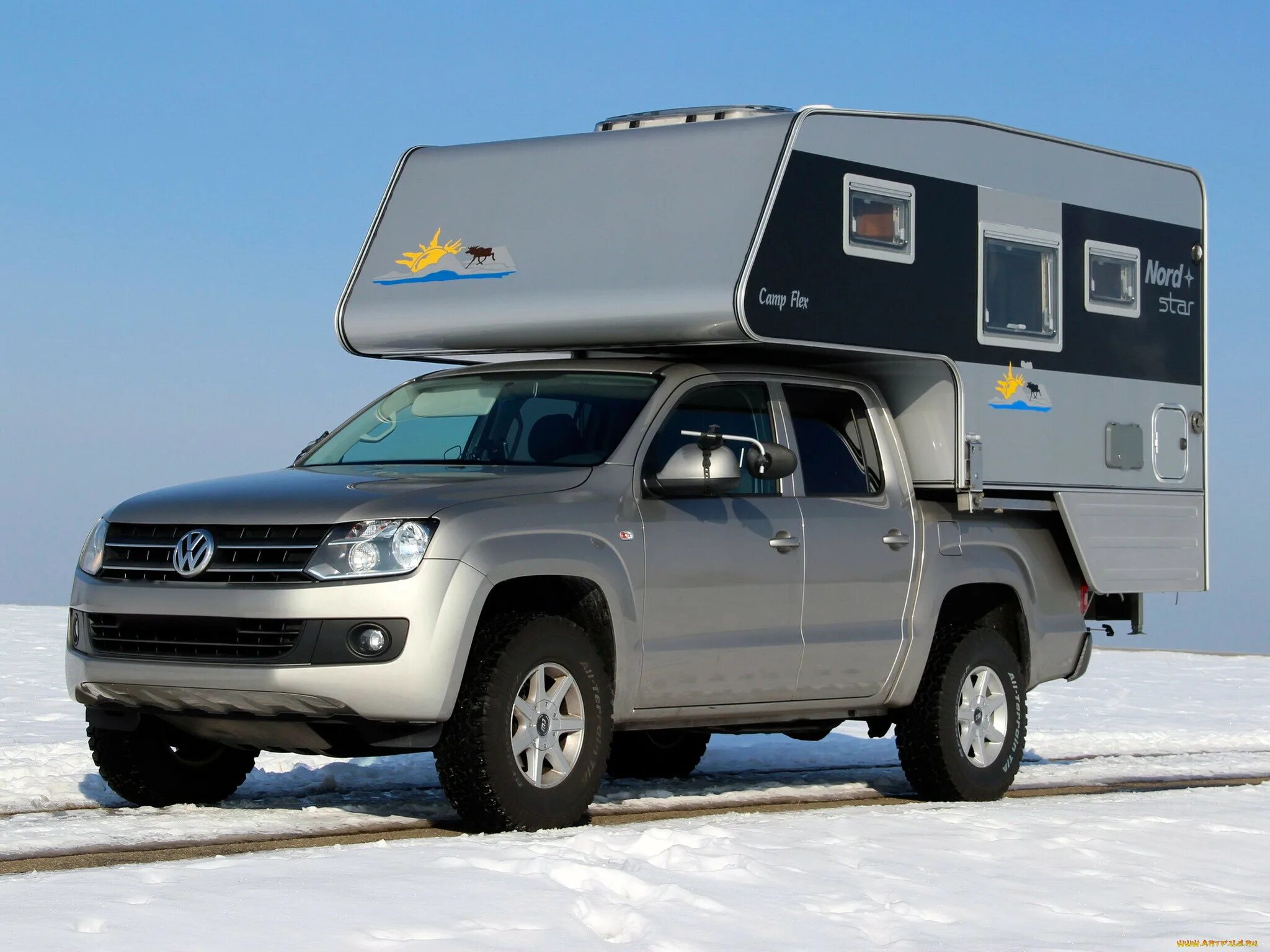 Дом на пикап. Амарок кемпер. Кемпер Volkswagen Amarok. Амарок автодом кемпер. VW Amarok Camper.