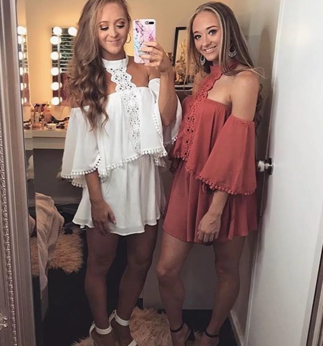 Ава мари клементс. Twin instagram. Сахинур thegstwins. Twin instagram. Twin instagram.