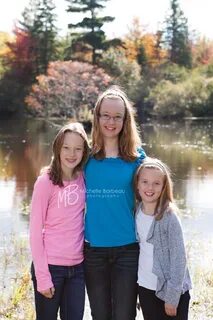 Her sisters is tall
