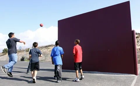 Wall game
