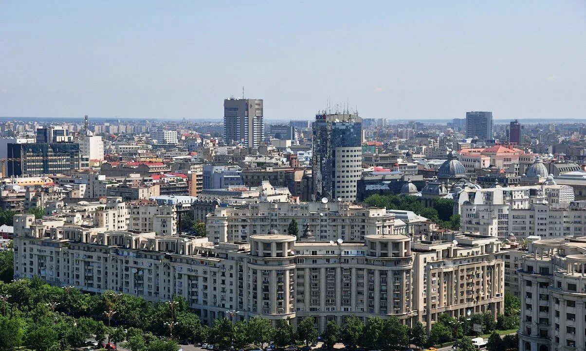 Румыния Бухарест. Бухарест столица. Киев -- Бухарест. Бухарест панорама. Время в бухаресте